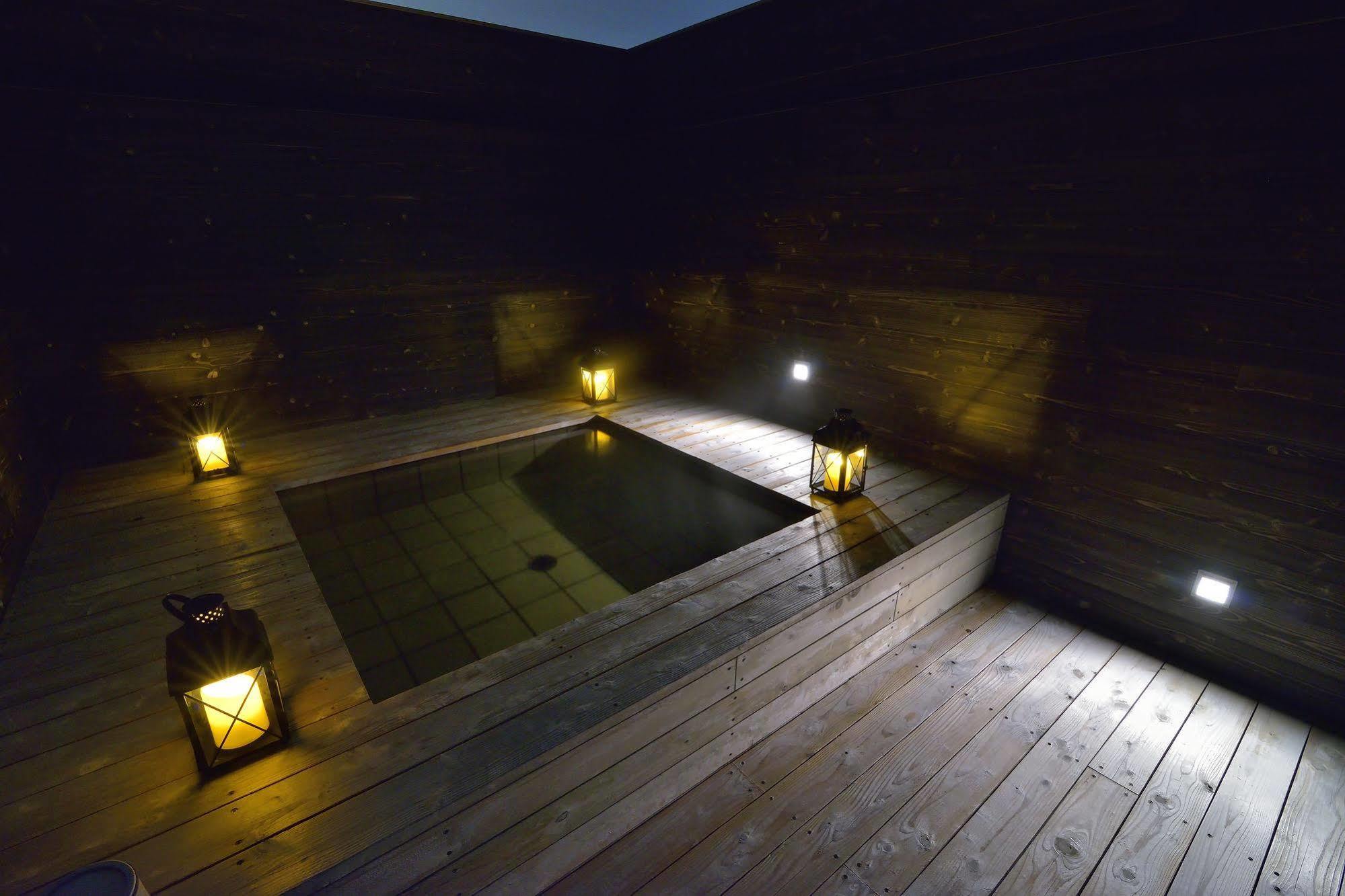 Aqua Ignis Ryokan Komono Exteriör bild